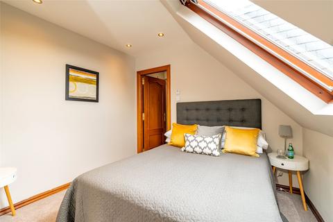 18/34 Johns Place, Edinburgh, EH6 7EN