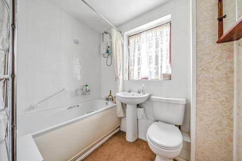 22 Austen Walk, Bicester, OX26 2FW