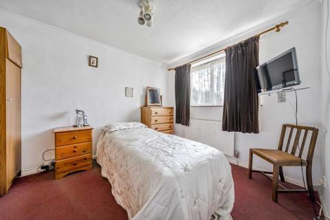 22 Austen Walk, Bicester, OX26 2FW