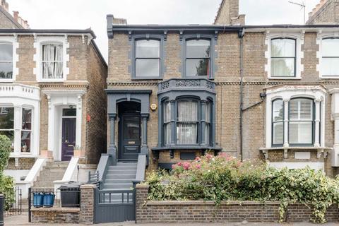 4 bedroom terraced house to rent, Albion Road, North, London, N16