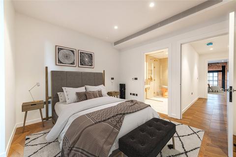 2 bedroom duplex for sale, Circus Road East, London, SW11