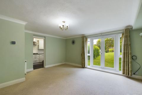 2 bedroom flat for sale, Middlefields, Croydon
