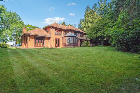 7 bedroom detached house for sale, Potter Street Hill, Pinner Hill, HA5