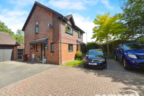 4 bedroom detached house for sale, Heritage Park, Basingstoke, Hampshire