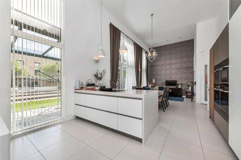 4 bedroom terraced house for sale, Windmill Drive, Trumpington, Cambridge, Cambridgeshire