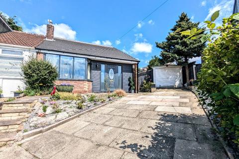 3 bedroom bungalow for sale, Wentworth Avenue, Farnworth, Bolton, BL PA, Bolton