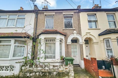 11 Chester Road, London, E16 4NL