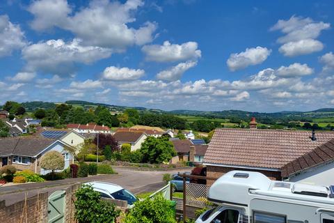 32 Burnards Field Road, Colyton, EX24 6PF