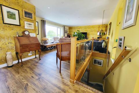 32 Burnards Field Road, Colyton, EX24 6PF