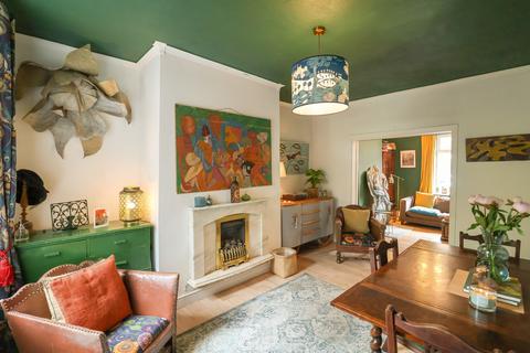 2 bedroom end of terrace house for sale, Hadfield Road, Glossop SK13