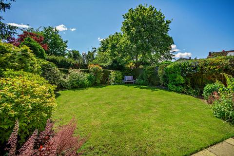 1 Broadway Close, Chalgrove, Oxford, OX44 7AY