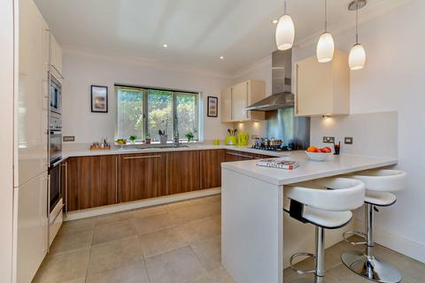1 Broadway Close, Chalgrove, Oxford, OX44 7AY