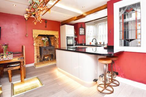 2 bedroom end of terrace house for sale, Church Street, Pateley Bridge, Harrogate