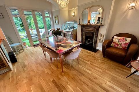 4 Windborough Road, Carshalton, SM5 4QJ