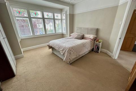 4 Windborough Road, Carshalton, SM5 4QJ