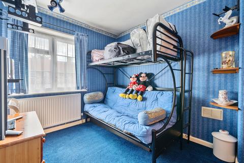 19 Peterborough Road, Carshalton, SM5 1EE