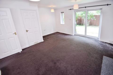 3 bedroom townhouse for sale, Spinning Mill Court, Hirst Wood BD18