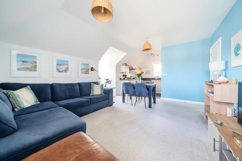 1 bedroom flat for sale, Raynham Close, Burpham, Guildford, GU4