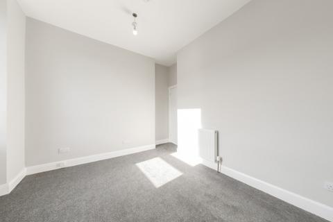 1 bedroom flat to rent, Molison Street, Stobswell, Dundee, DD4