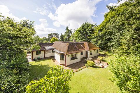 Newalls Batts Bridge Road, Maresfield, Uckfield, TN22 2HJ