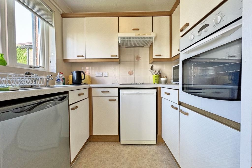 D28b6c64-b995-4624-9929-055bd63985d2