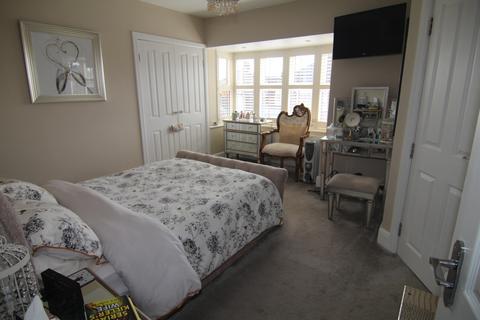 4 bedroom semi-detached house for sale, Leesfield Road, Meadowfield, Durham, DH7