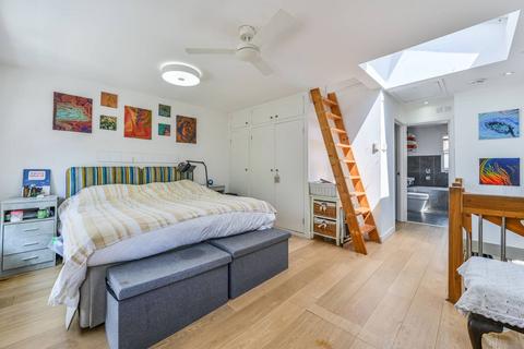 2 bedroom end of terrace house for sale, Moresby Walk, Diamond Conservation Area, London, SW8