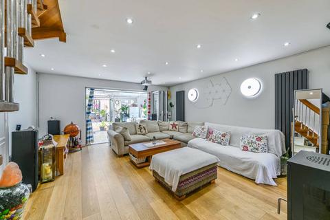 1 Moresby Walk, London, SW8 3AU
