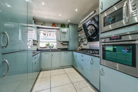 2 bedroom end of terrace house for sale, Moresby Walk, Diamond Conservation Area, London, SW8