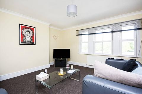 2 bedroom flat to rent, Finsbury Park, Finsbury Park, London, N4