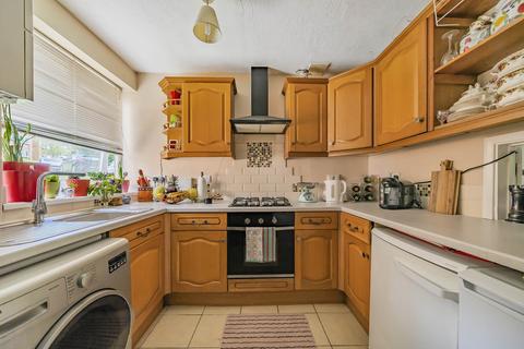 2 bedroom apartment for sale, Hillside Road, Surrey CR3