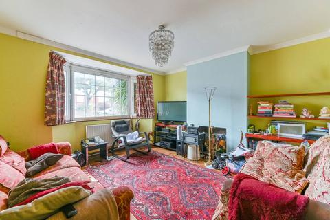 3 bedroom terraced house for sale, Granville Gardens, Norbury, London, SW16