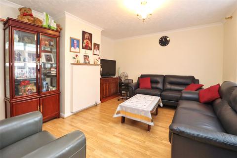 3 bedroom end of terrace house for sale, Henslow Way, Surrey GU21