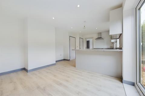 63 Bentley Road, Uttoxeter, ST14 7EN