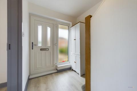 63 Bentley Road, Uttoxeter, ST14 7EN