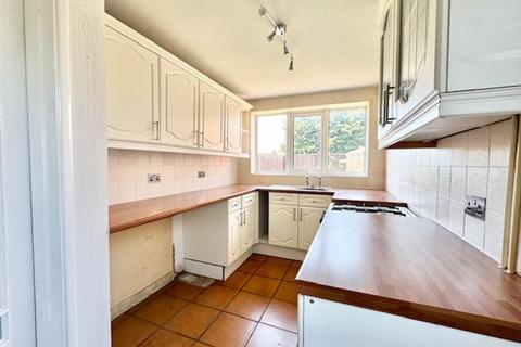 3 bedroom end of terrace house for sale, CAMPDEN CRESENT, CLEETHORPES