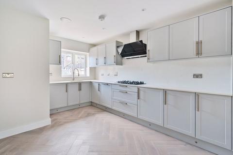 9 Cedar Walk, Kenley, CR8 5JL