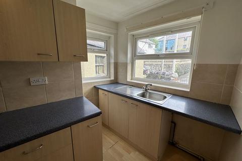 2 bedroom apartment for sale, Bethesda, Gwynedd