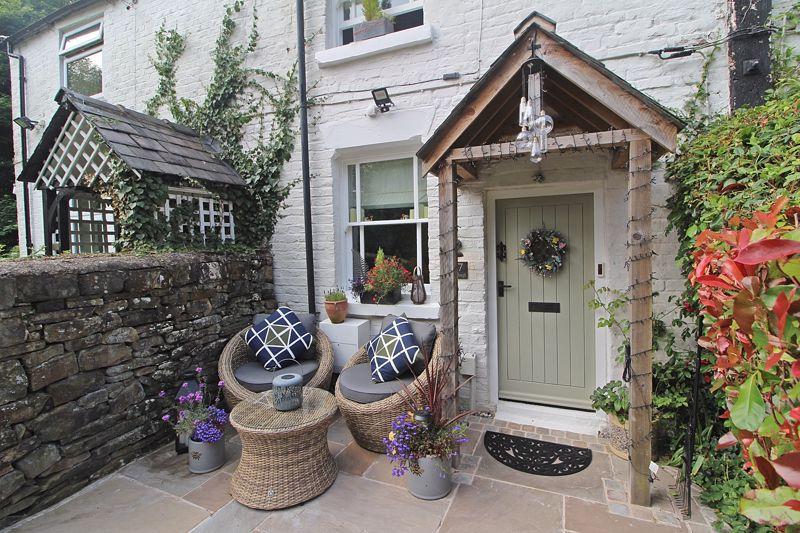 Entrance Porch
