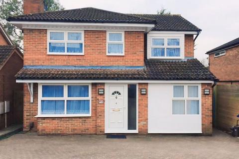 5 bedroom detached house for sale, Hamonde Close, Edgware, Middlesex, HA8 8TG