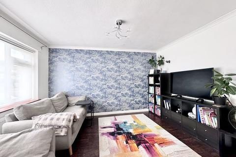 8 Homestead Drive, Sutton Coldfield, B75 5LN