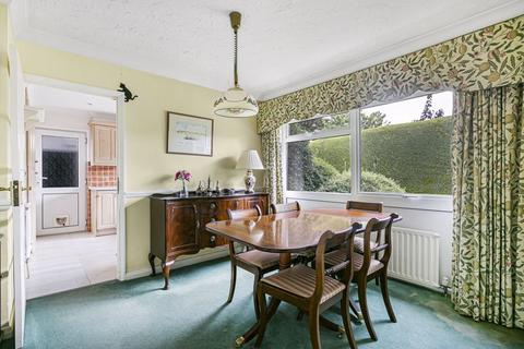 3 bedroom bungalow for sale, Hilltop Rise, Bookham