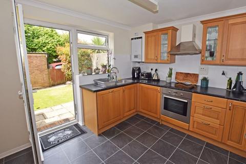 2 bedroom semi-detached house for sale, Ackender Road, Alton