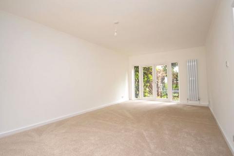 2 bedroom apartment for sale, Ardleigh Court, Brentwood CM15