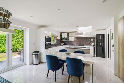 12 Palliser Road, Chalfont St Giles, HP8 4DN