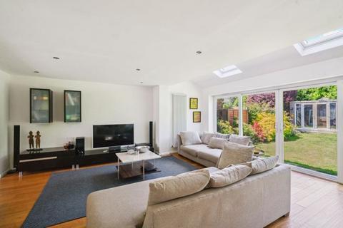 12 Palliser Road, Chalfont St Giles, HP8 4DN