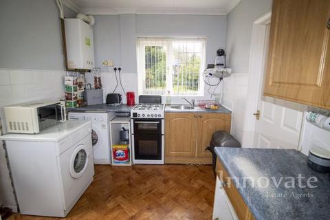 2 bedroom end of terrace house for sale, Chester Rise, Oldbury B68