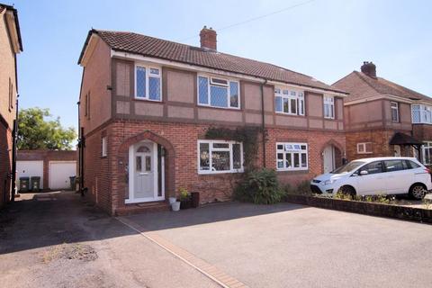 3 bedroom semi-detached house for sale, Romsey Avenue, Fareham PO16