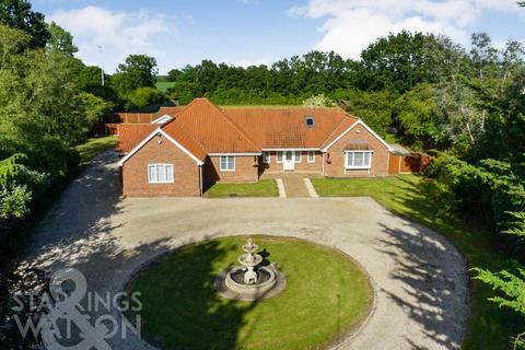 3 bedroom detached bungalow for sale, Shelfanger Road, Roydon, Diss