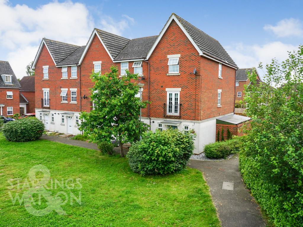 Abbey Road, Wymondham 3 bed end of terrace house for sale £300,000